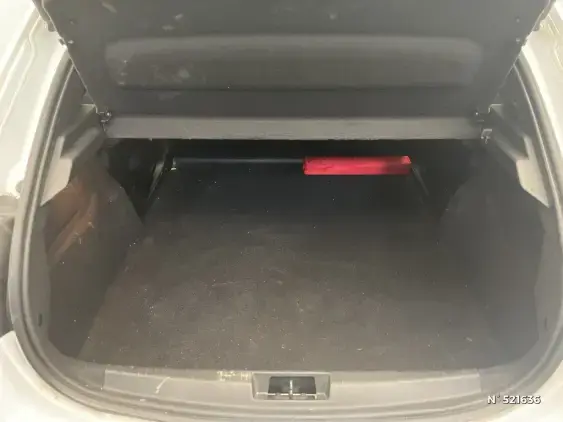 PEUGEOT 208 II - voiture d'occasion - Photo 7