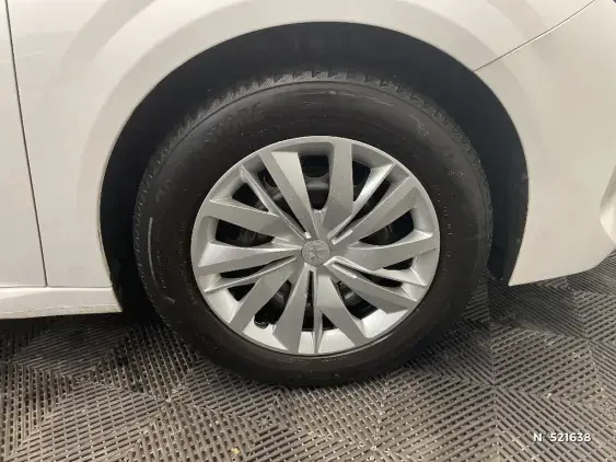 PEUGEOT 208 II - voiture d'occasion - Photo 8