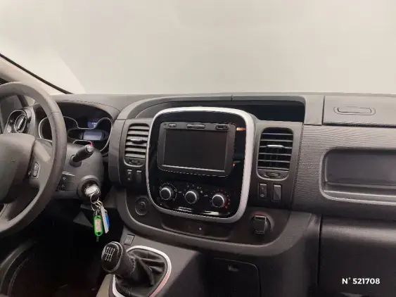 RENAULT TRAFIC FG III - voiture d'occasion - Photo 9