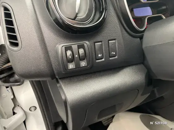 RENAULT TRAFIC FG III - voiture d'occasion - Photo 13