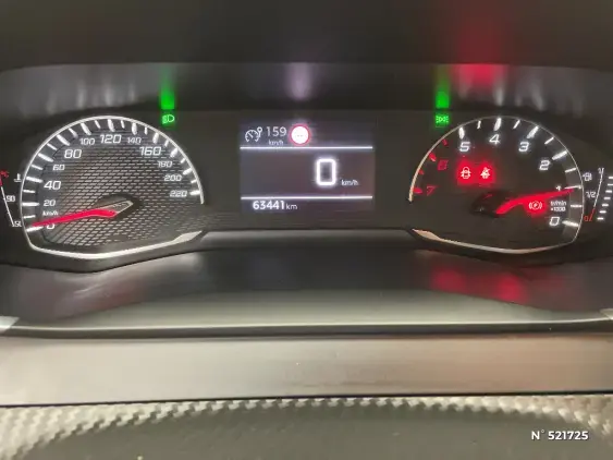 PEUGEOT 2008 II - voiture d'occasion - Photo 12