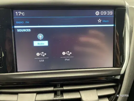 PEUGEOT 208 - voiture d'occasion - Photo 13