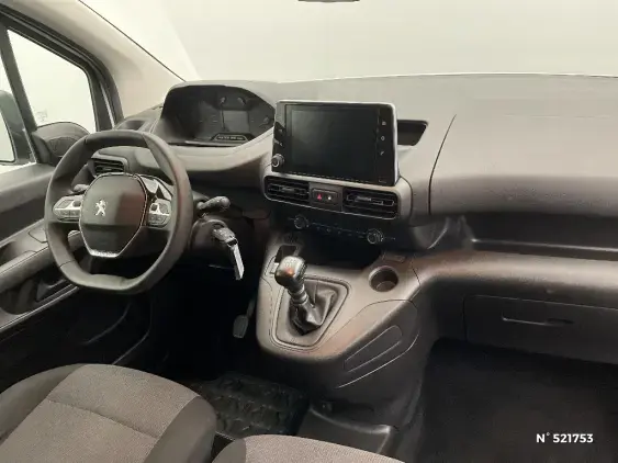 PEUGEOT PARTNER III - voiture d'occasion - Photo 9