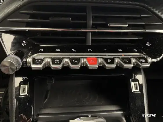 PEUGEOT 2008 II - voiture d'occasion - Photo 25