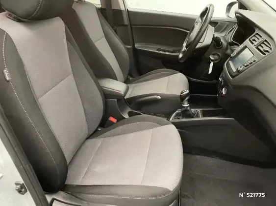 HYUNDAI i20 II - voiture d'occasion - Photo 10