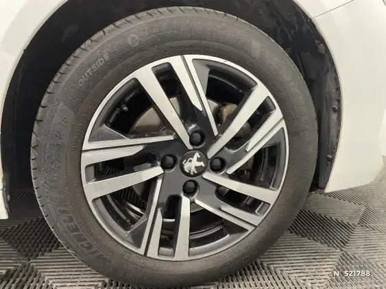 PEUGEOT 208 II - voiture d'occasion - Photo 8