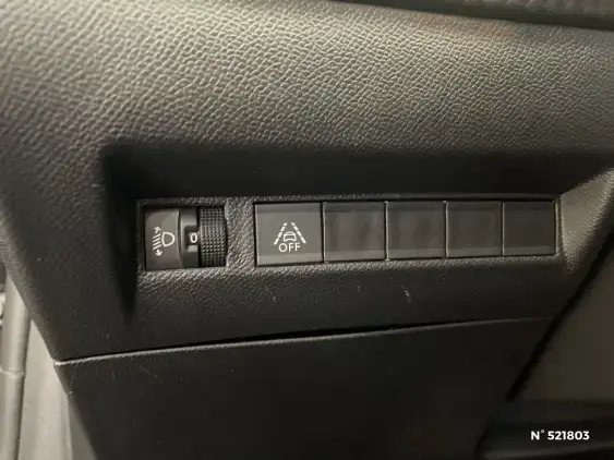 PEUGEOT 208 BUSINESS R II - voiture d'occasion - Photo 15