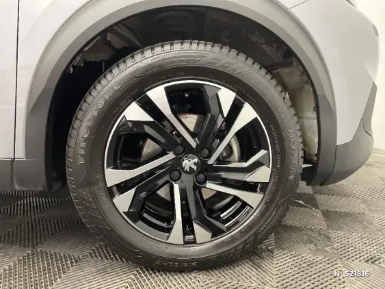 PEUGEOT 2008 II - voiture d'occasion - Photo 8