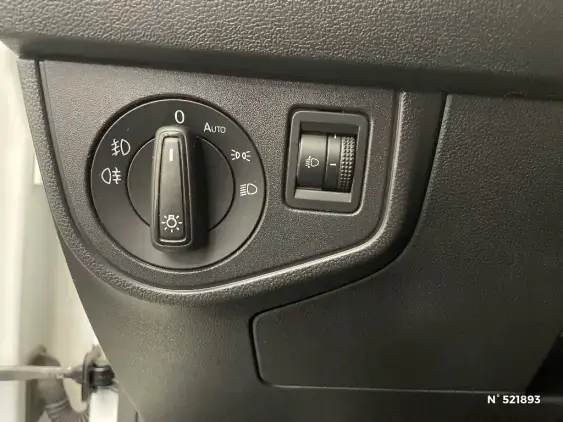 VOLKSWAGEN POLO VI - voiture d'occasion - Photo 15