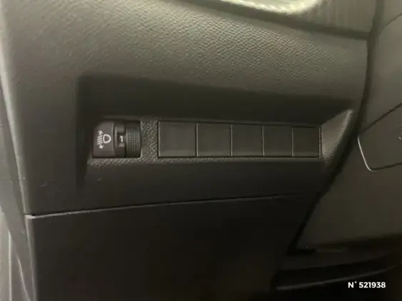 PEUGEOT 208 II - voiture d'occasion - Photo 15