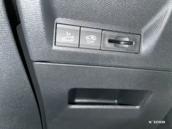 PEUGEOT 5008 ELECTRIQUE III - voiture d'occasion - Photo 15