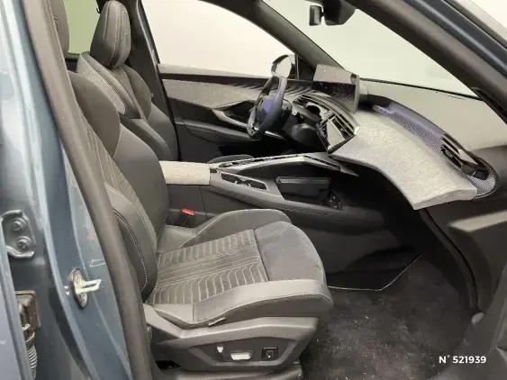 PEUGEOT 5008 ELECTRIQUE III - voiture d'occasion - Photo 10