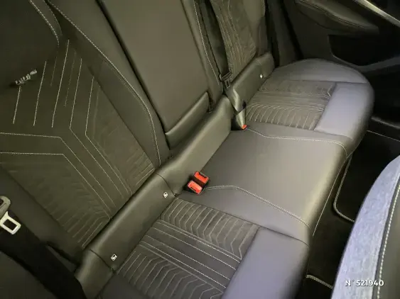 PEUGEOT 3008 ELECTRIQUE III - voiture d'occasion - Photo 11