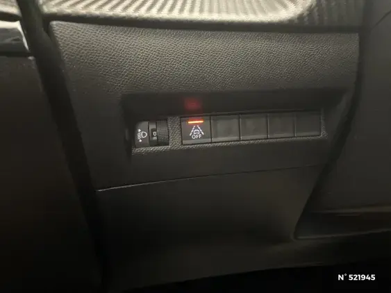 PEUGEOT 208 II - voiture d'occasion - Photo 14