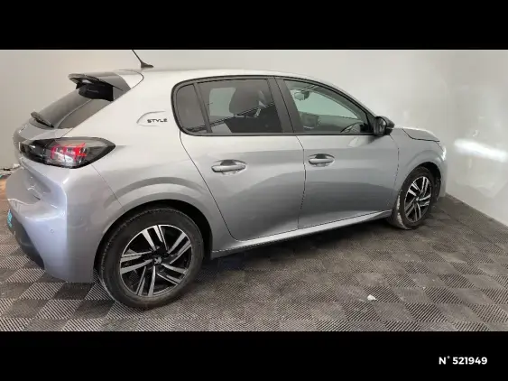 PEUGEOT 208 II - voiture d'occasion - Photo 5