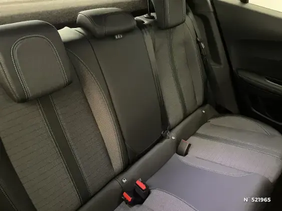 PEUGEOT 2008 II - voiture d'occasion - Photo 11