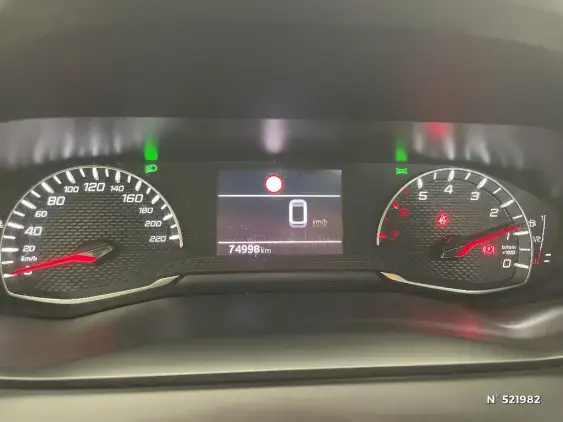 PEUGEOT 2008 II - voiture d'occasion - Photo 12