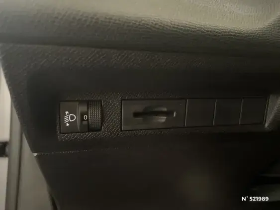 PEUGEOT 308 III - voiture d'occasion - Photo 15