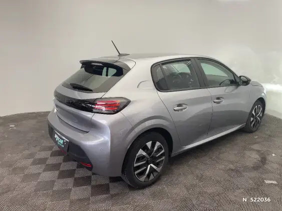 PEUGEOT 208 II - voiture d'occasion - Photo 4