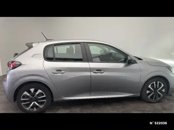 PEUGEOT 208 II - voiture d'occasion - Photo 5