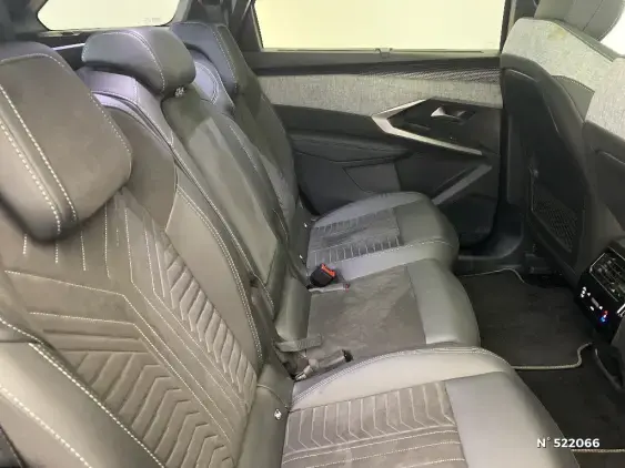 PEUGEOT 5008 ELECTRIQUE III - voiture d'occasion - Photo 11