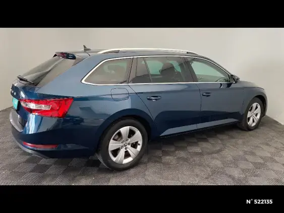 SKODA SUPERB III - voiture d'occasion - Photo 5