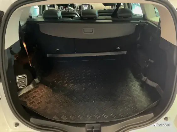 RENAULT SCENIC IV - voiture d'occasion - Photo 7