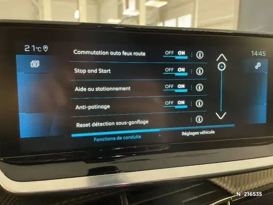 PEUGEOT 2008 II - voiture d'occasion - Photo 30