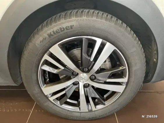 PEUGEOT 3008 II - voiture d'occasion - Photo 8