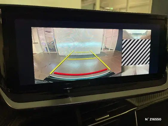 PEUGEOT 2008 II - voiture d'occasion - Photo 14