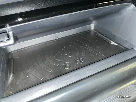 PEUGEOT 2008 II - voiture d'occasion - Photo 31