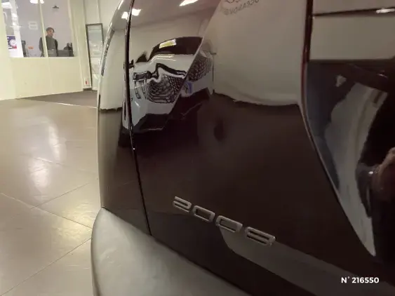 PEUGEOT 2008 II - voiture d'occasion - Photo 26