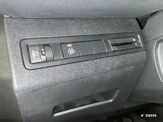 PEUGEOT 3008 II - voiture d'occasion - Photo 15