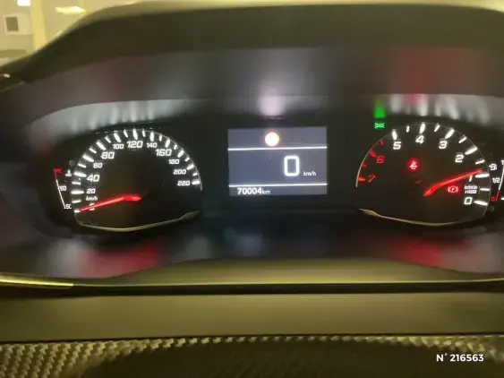 PEUGEOT 208 BUSINESS R II - voiture d'occasion - Photo 12