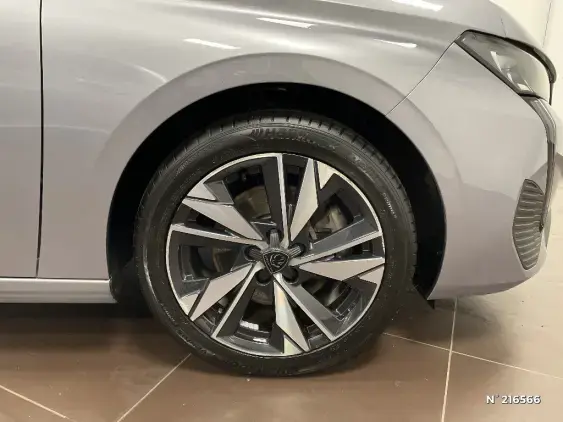 PEUGEOT 308 III - voiture d'occasion - Photo 8