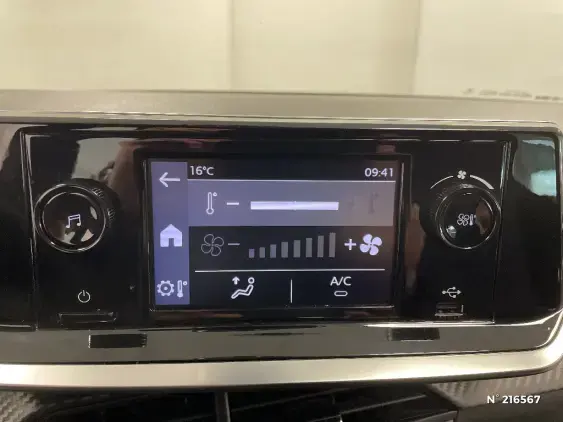 PEUGEOT 208 II - voiture d'occasion - Photo 13