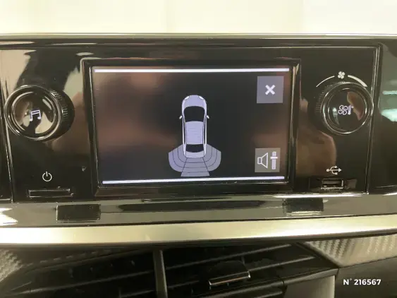 PEUGEOT 208 II - voiture d'occasion - Photo 14