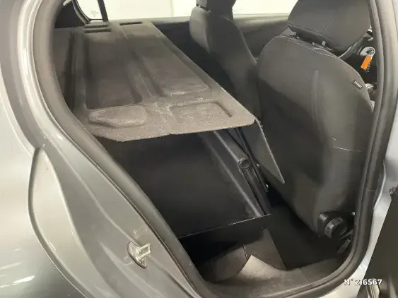 PEUGEOT 208 II - voiture d'occasion - Photo 11