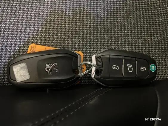 PEUGEOT 3008 II - voiture d'occasion - Photo 27