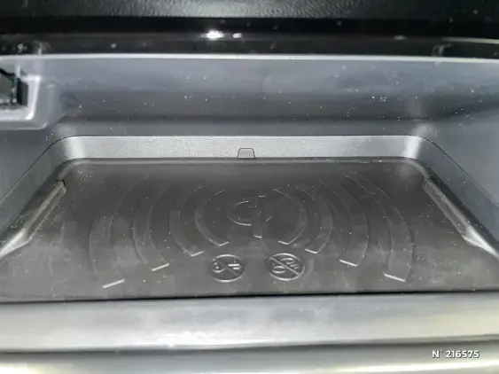 PEUGEOT 2008 - voiture d'occasion - Photo 30