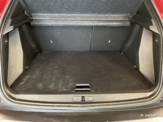 PEUGEOT 2008 II - voiture d'occasion - Photo 7