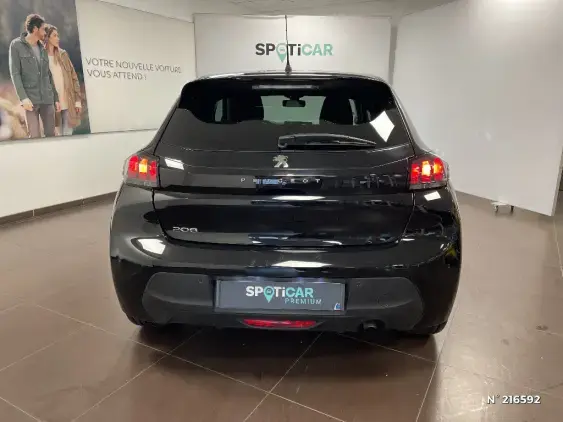 PEUGEOT 208 BUSINESS R II - voiture d'occasion - Photo 6