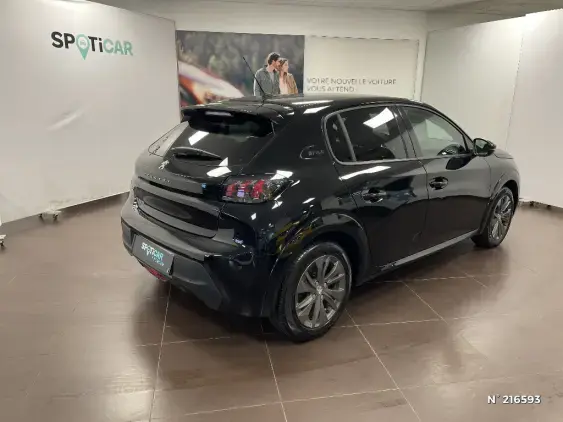 PEUGEOT 208 ELECTRIQUE II - voiture d'occasion - Photo 4