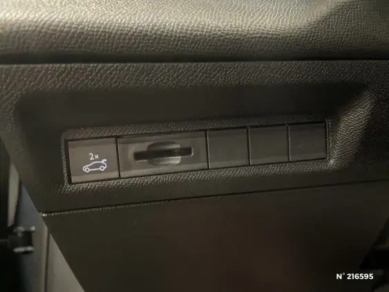 PEUGEOT 308 III - voiture d'occasion - Photo 14