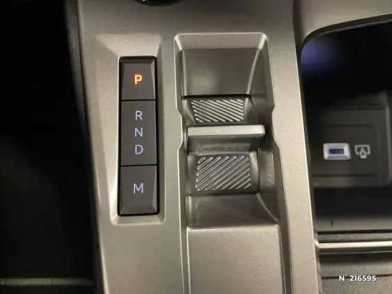 PEUGEOT 308 III - voiture d'occasion - Photo 24