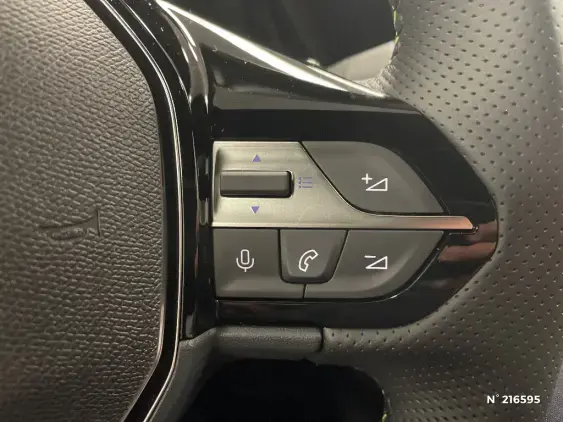 PEUGEOT 308 III - voiture d'occasion - Photo 27