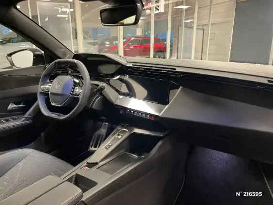 PEUGEOT 308 III - voiture d'occasion - Photo 9