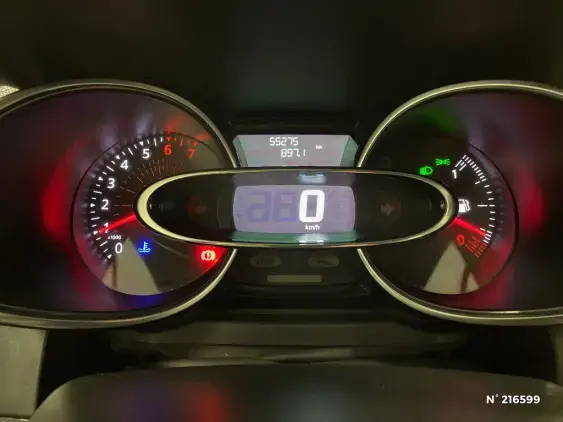 RENAULT CLIO IV - voiture d'occasion - Photo 11