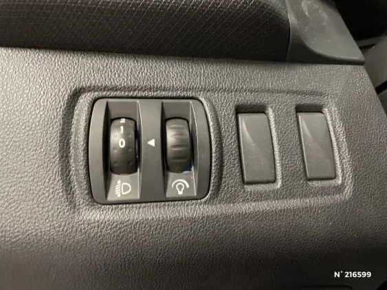 RENAULT CLIO IV - voiture d'occasion - Photo 14