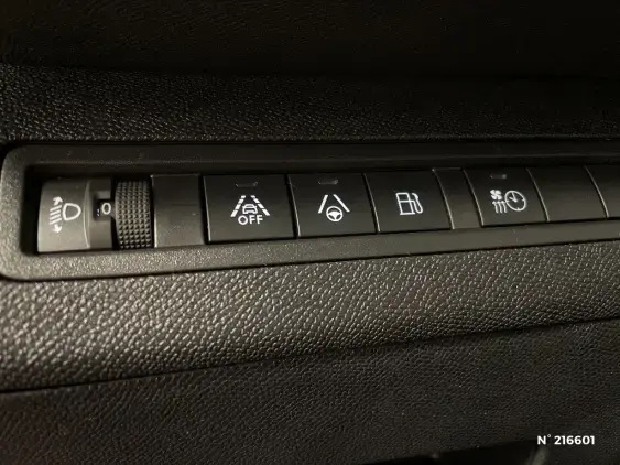PEUGEOT 3008 II - voiture d'occasion - Photo 15